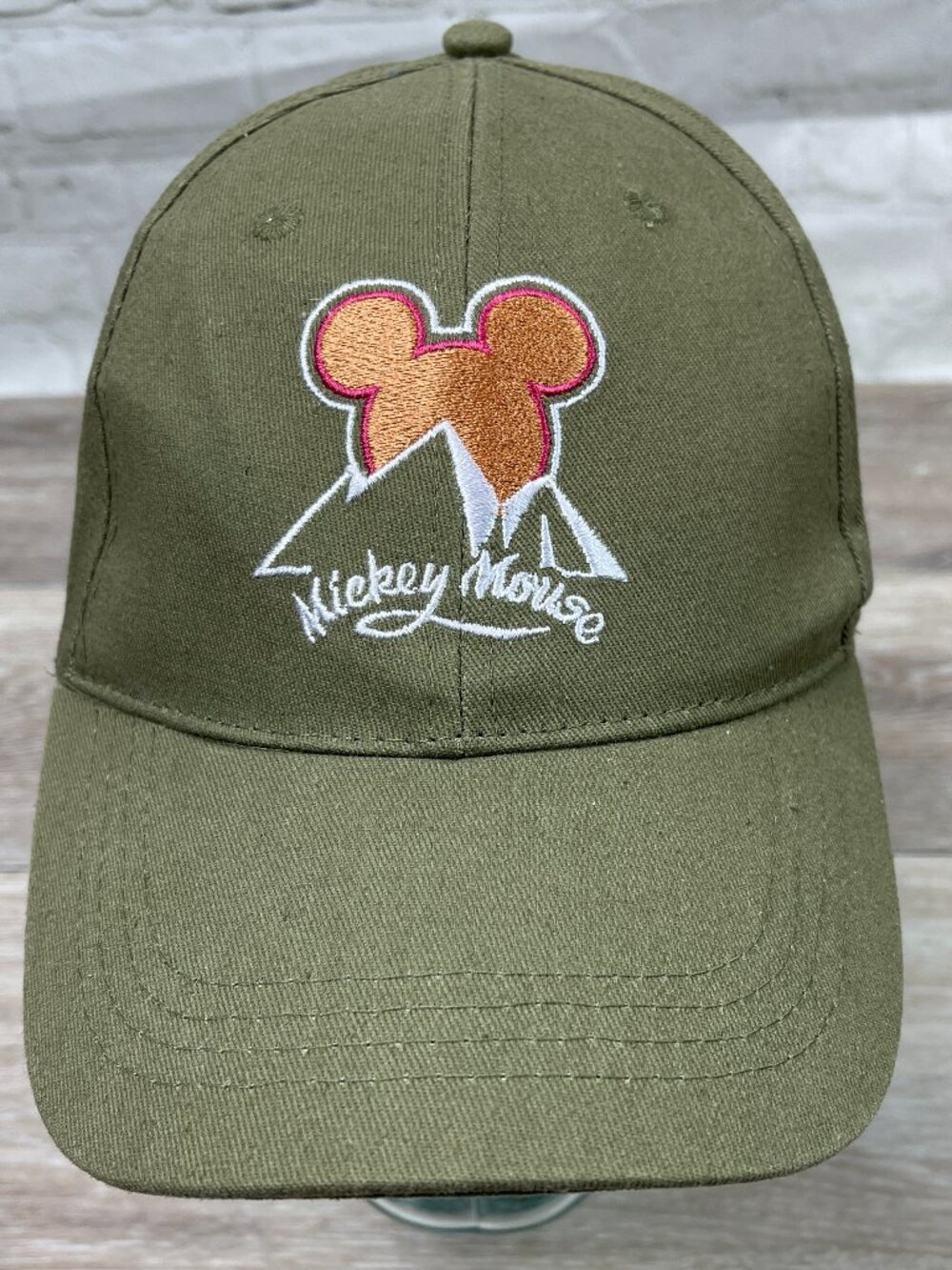 NEW MICKEY MOUSE DISNEY VELCRO BACK HAT